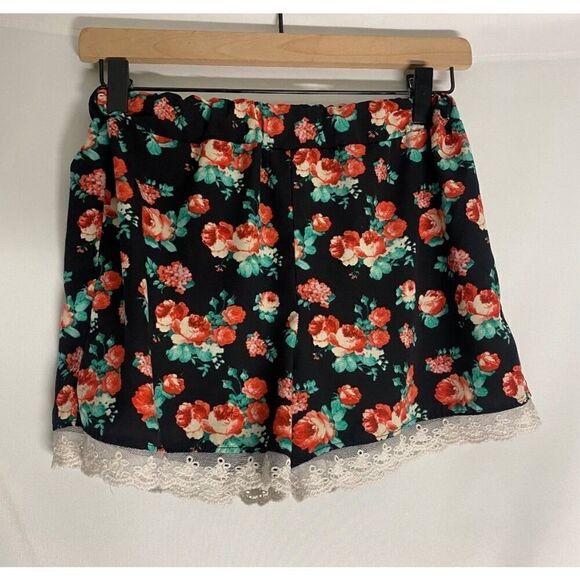 Jenna & Jessie black with red flowers shorts size girl Large (14) - Picture 3 of 4